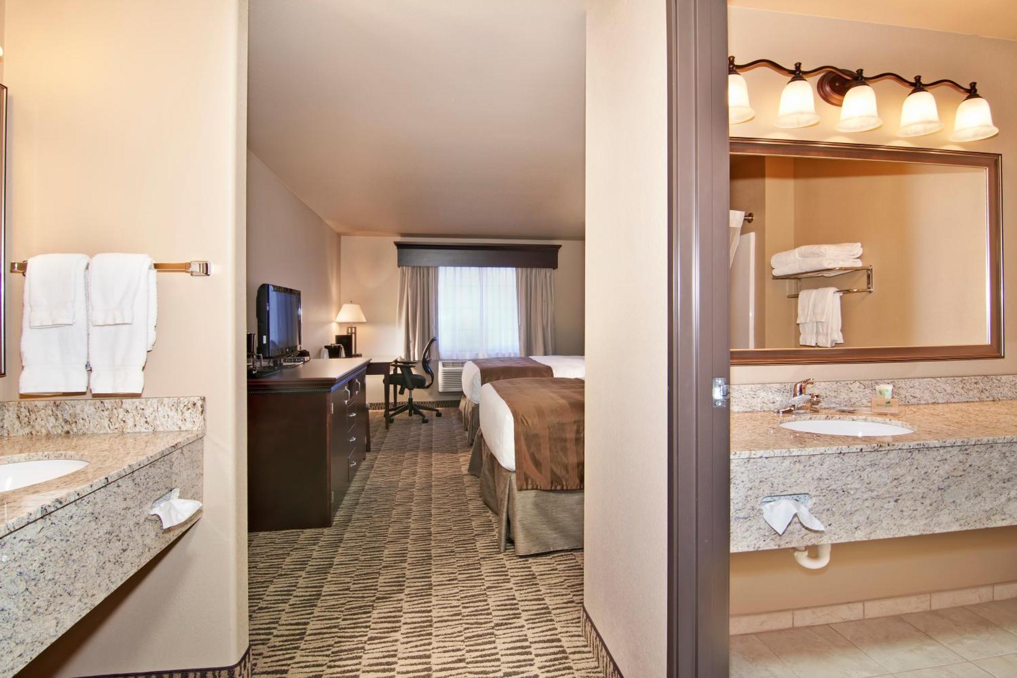 Hotel The Watford Watford City Exterior foto