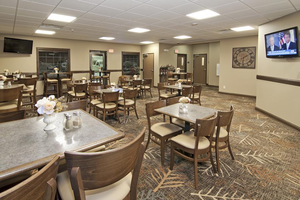 Hotel The Watford Watford City Exterior foto
