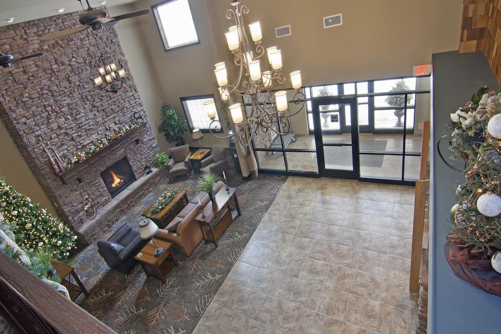 Hotel The Watford Watford City Exterior foto
